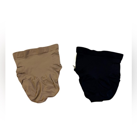 LOT of 2 NWT SKIMS shapewear seamless sculpt mid-waisted brief size medium - Picture 7 of 10